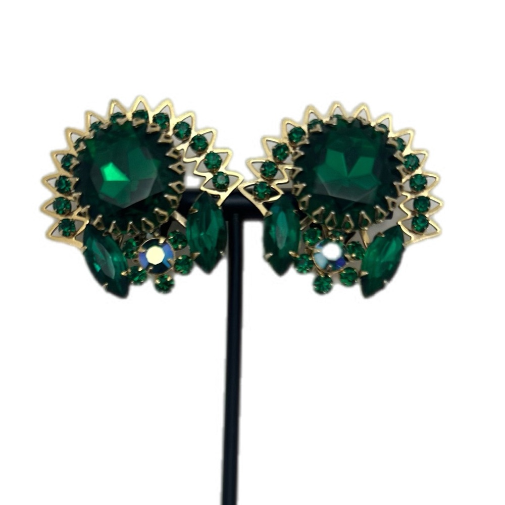 Vintage Judy Lee Emerald Green Crystal & gold tone Clip-On Earrings